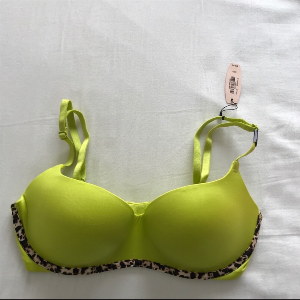 Brand New Victoria’s Secret Push-Up Bra